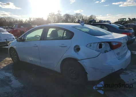 2015 Kia Forte Lx z USA, uszkodzony, nr VIN KNAFX4A63F5280912